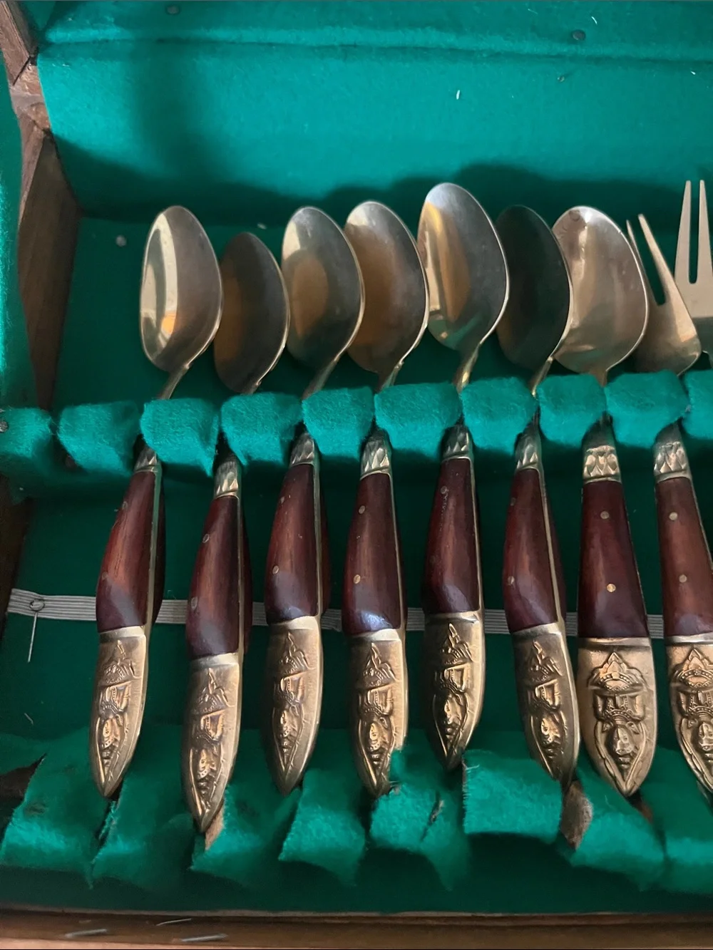 Vintage Kee Teck Jewelry Brass Flatware Set 29 Pieces in box, Thailand